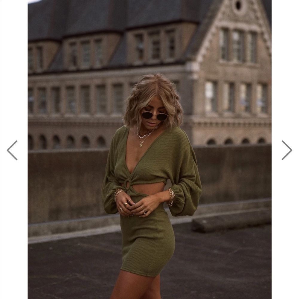 12th tribe sweater dress free. Size small